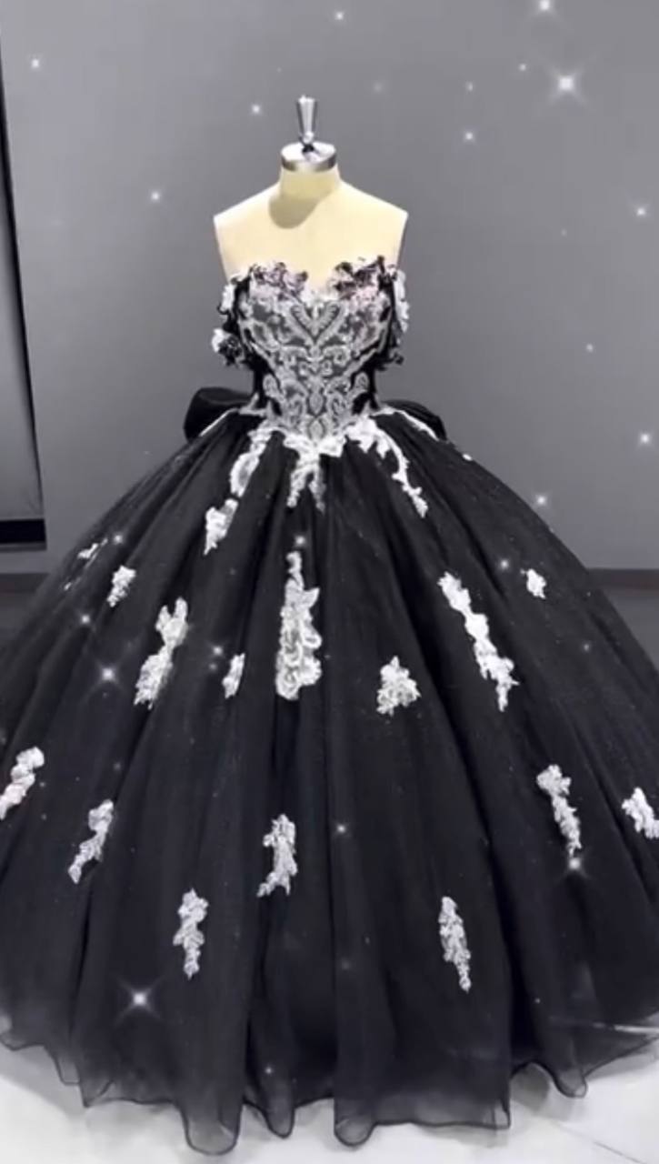 Clarissa's Glitter Dress
